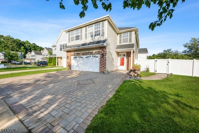 Photo - 41 Tall Oaks Ct