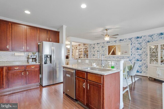 Photo - 703 Skippers Ln
