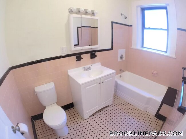 Photo - 1463 Beacon St Unit 34