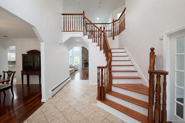 Photo - 12 Fortune Way