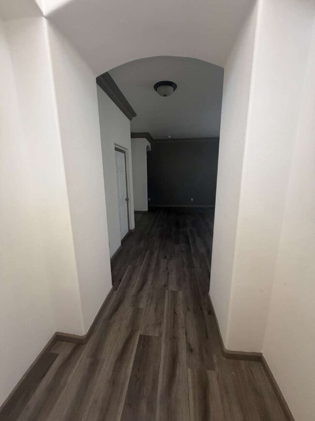 Photo - Beautiful 3 Bedroom, 2 Bathroom Home with Open Floor Plan & Spacious Backyard