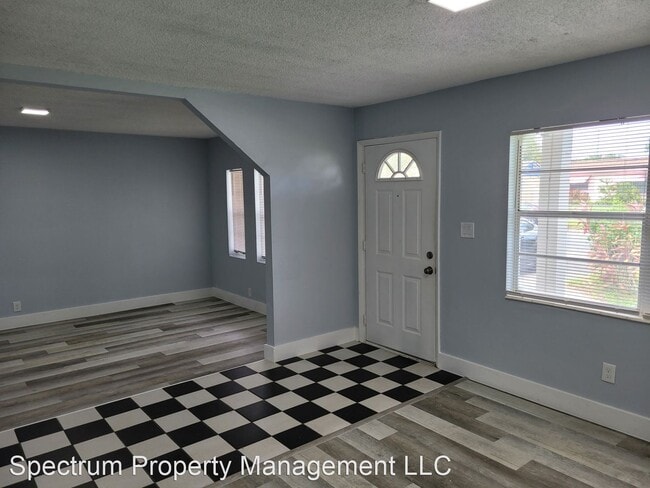 Photo - 3 br, 2 bath House - 4712 Pleasant Valley Ct