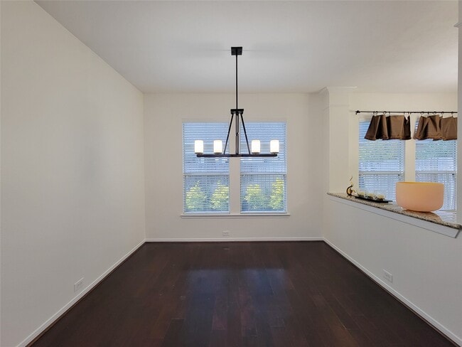 Photo - 5311 Timber Ct Hollow