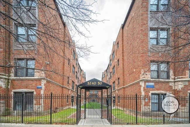 5250 S Drexel Ave Unit B