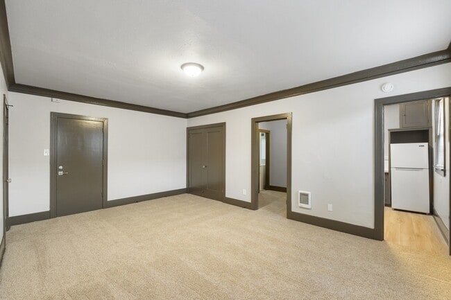 Photo - 16 N Broadway St Unidad 33