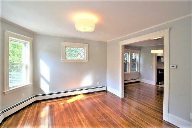 Photo - 8 Thurston Rd Unit 8