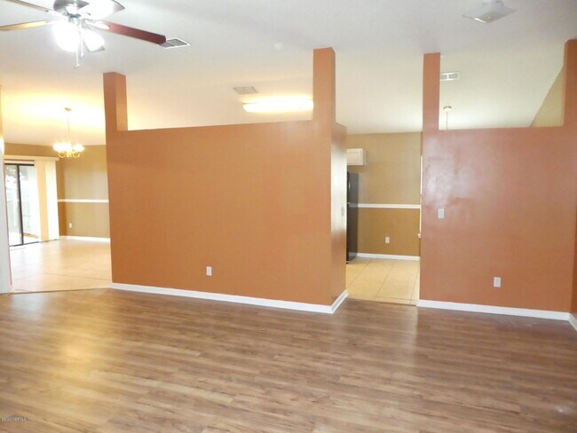 Photo - 955 Otter Creek Dr