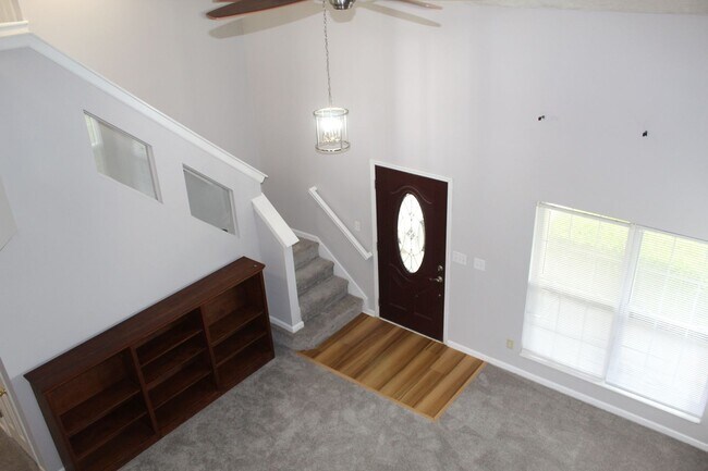 854 Seabreeze Dr
