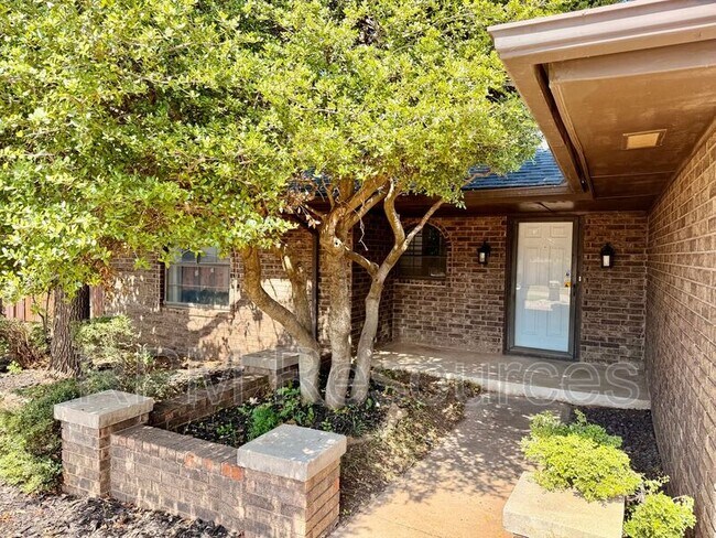 Photo - 1208 Beano Bend