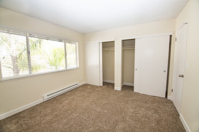 Twelve Oaks Apartments