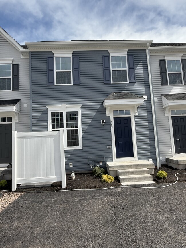 Photo - 102 Chase Ln Townhome