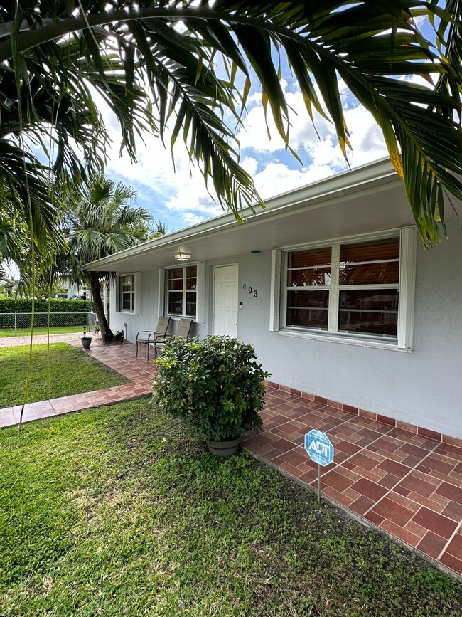 Exterior of home - 403 SW 78th Pl