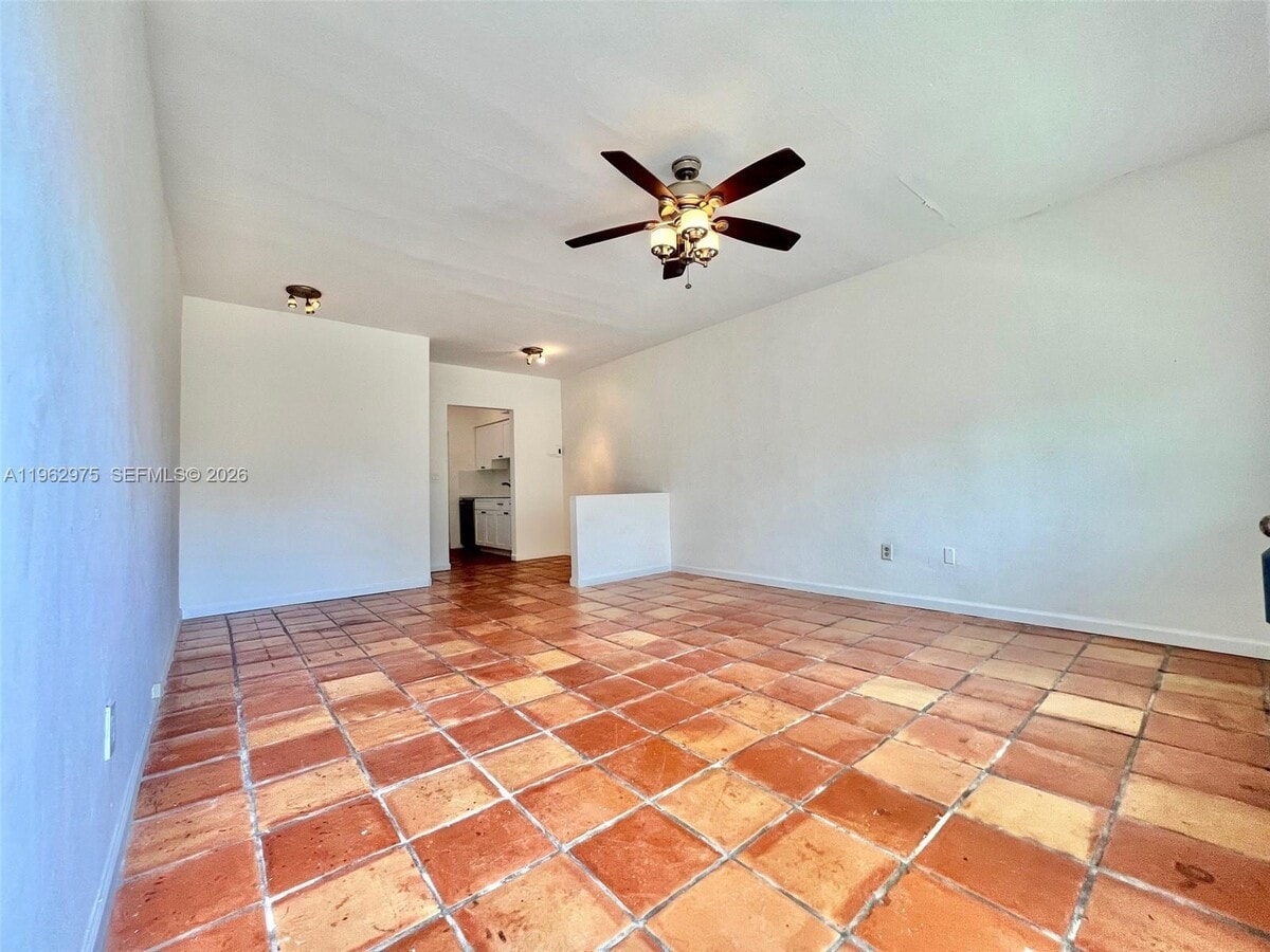 Photo - 542 Euclid Ave Unit 10