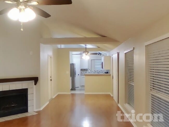 Photo - 1424 Savannah St