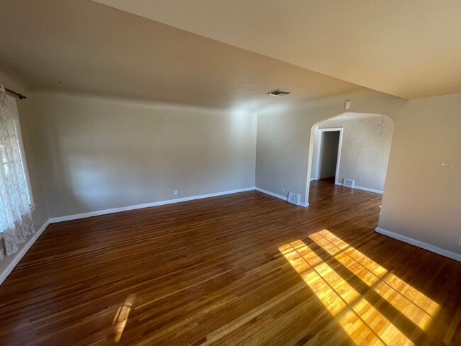 Photo - 326-328 Flower Street Unit 328