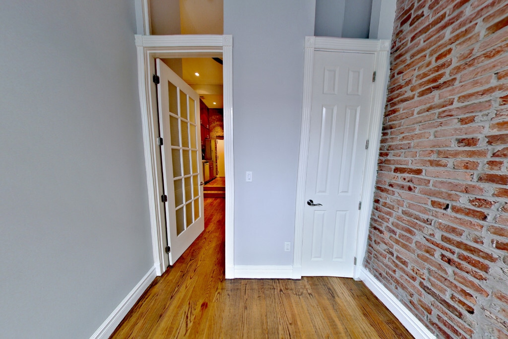 Photo - 234 W 14th St Unidad 2C