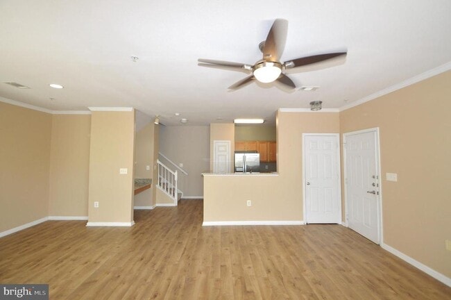 Photo - 5117 Travis Edward Way Unidad 5117H