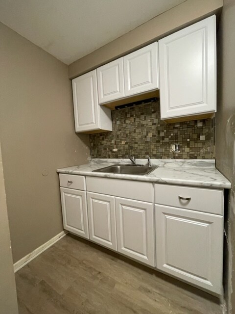 Photo - 7113 S Euclid Ave Townhome