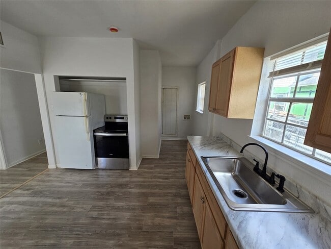 Photo - 3265 W Camp Wisdom Rd Unit 103