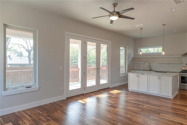 Photo - 2509 Del Curto Rd Unidad A