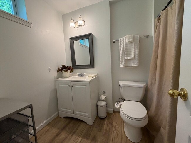 Photo - 7 Bailey Ln