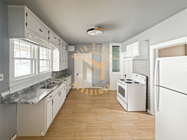 Photo - 4 Bed 1 Bath Single Family Home