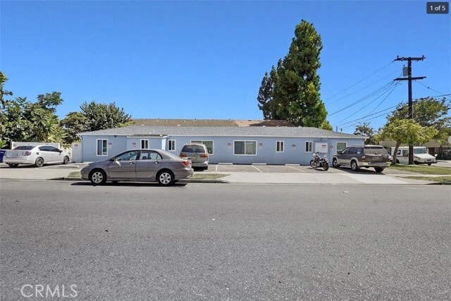 Building Photo - 5742 Fullerton Ave Rental
