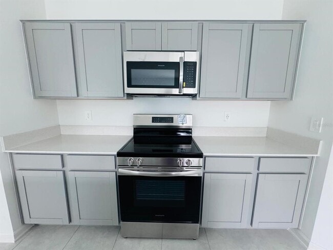 Photo - 981 Harold Pass