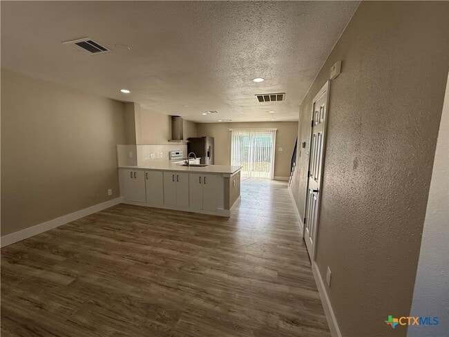 Photo - 625 Alabama St