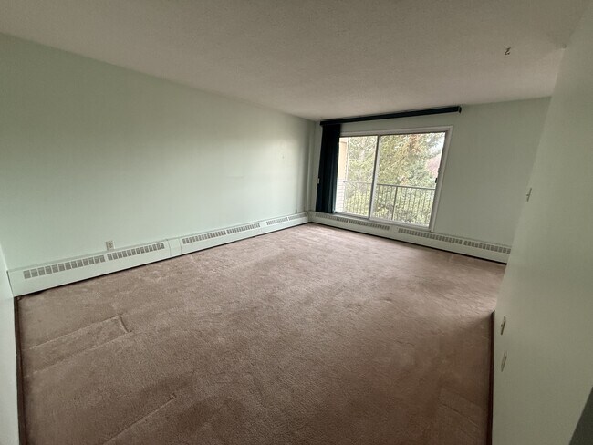 Photo - 301-911-310 10 St Unit 1