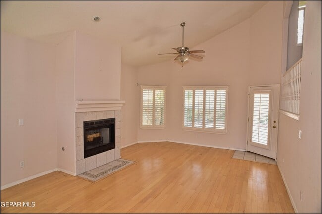 Photo - 1560 Via Appia St