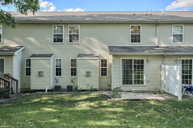 306 Windwood Ct