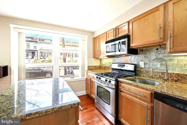 Building Photo - 610 Jefferson St NW Unit 101