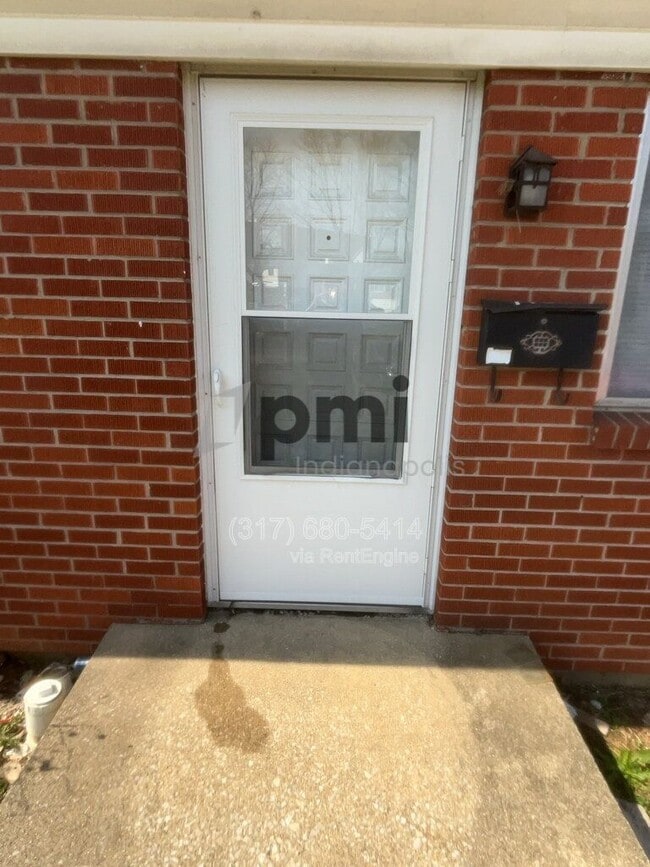 Photo - 116 E 19th St