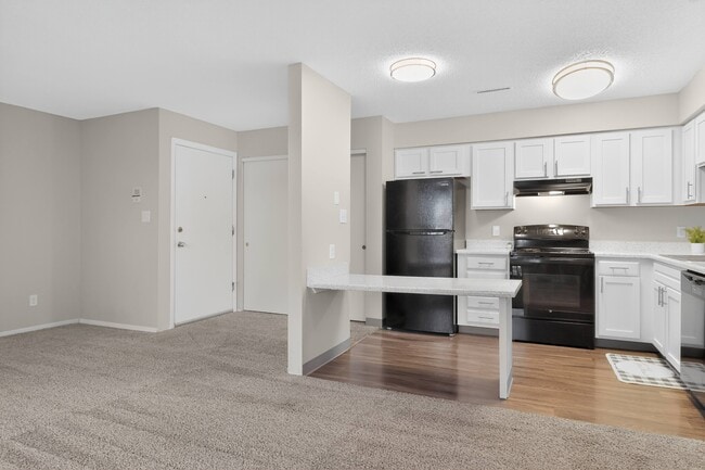 Photo - Windsor on the River