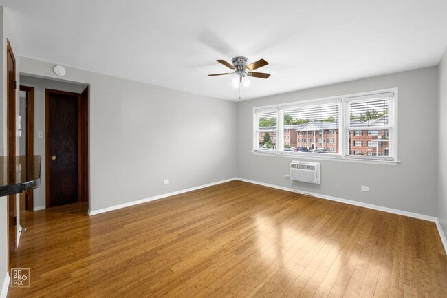 Photo - 8440 W 95th St Unit 6