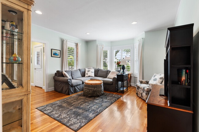 Photo - 46 Yale Ave Unit 46A