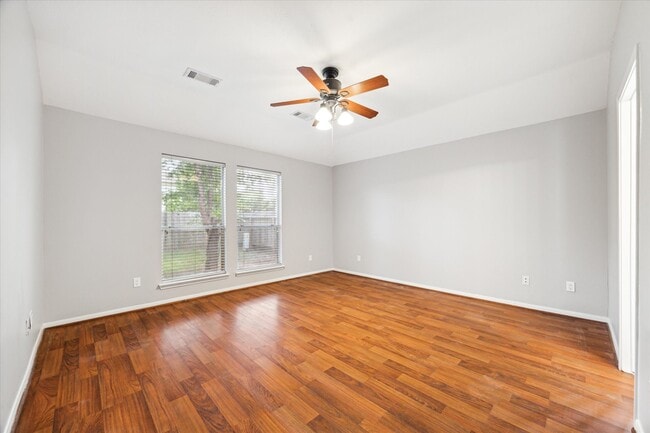 Photo - 16814 Dunbar Grove Ct