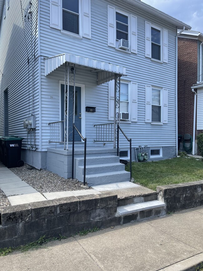 front of house - 71 Locust St Apartments Unit 2nd floor