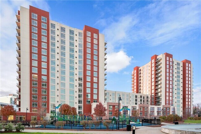 100 North St Unit 1610