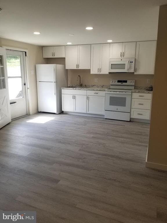 Photo - 163 Passmore Rd