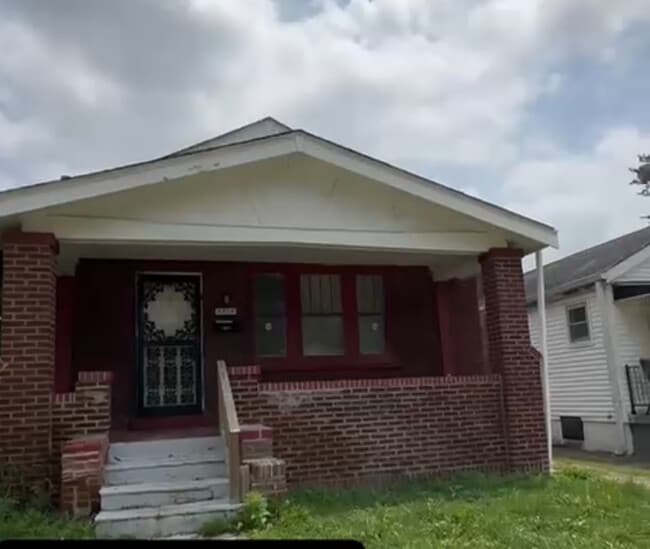 Building Photo - 4914 Alcott Ave Rental