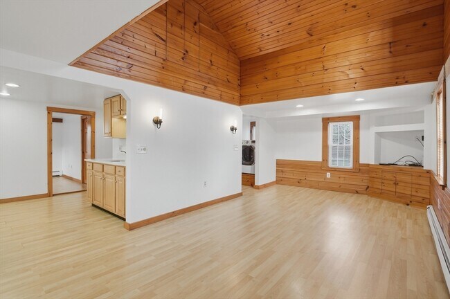 Photo - 92 Main St Unidad 1