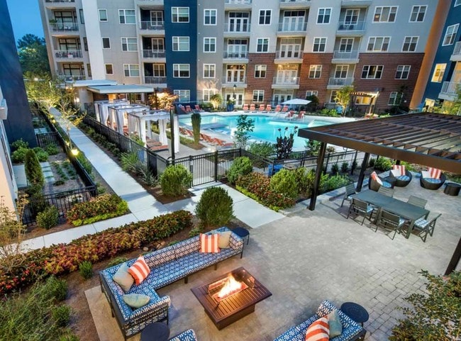 Photo - AMLI Buckhead