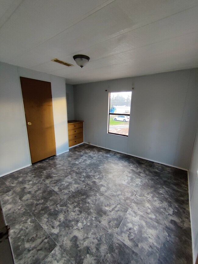bedroom 1_view 1 - 462 Trice Rd Unit Lot 9 - 3BD
