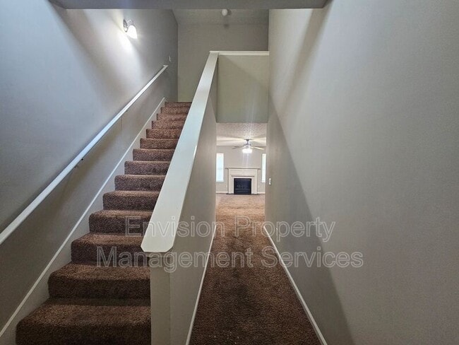 Photo - 1556 Arbor Pl Dr