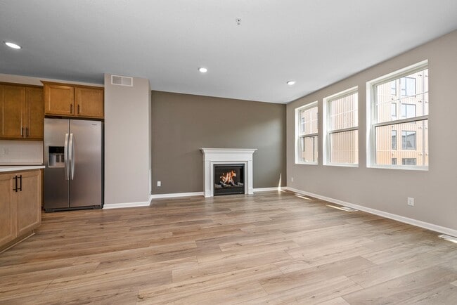 Photo - 848 Woodlawn Ave