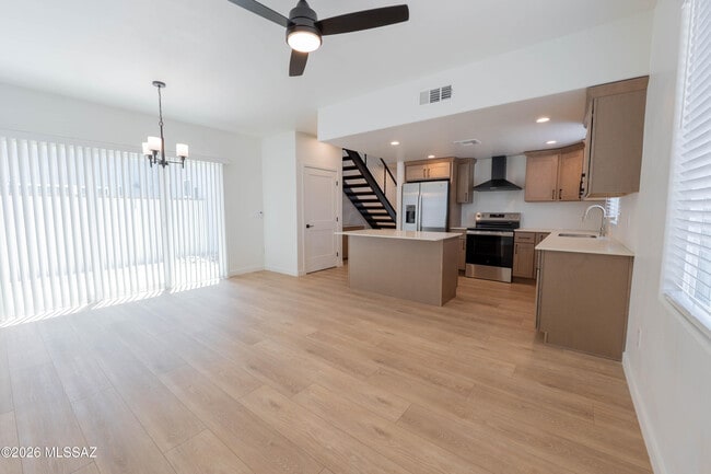 Photo - 1300 N Rook Ave