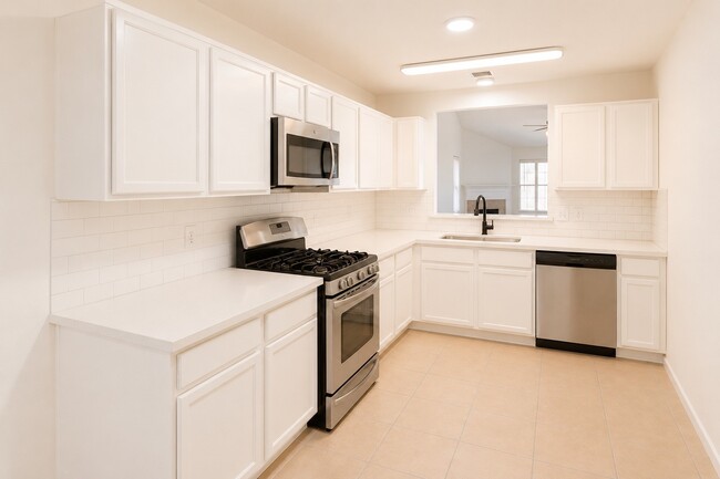 Photo - 654 Cypresswood Trce
