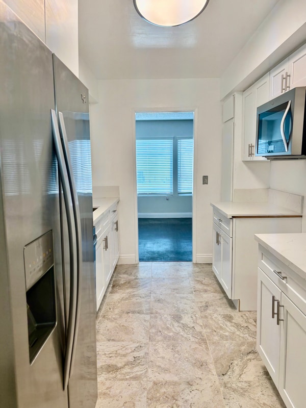 Photo - 17440 Burbank Blvd Unidad 303